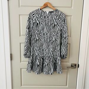 Zebra print mini dress with long sleeves - XS